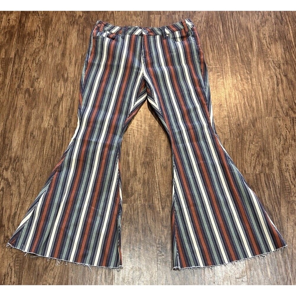 NWT Rock & Roll Denim High Rise Bell BottomJeans Size Women’s 33w32L Striped
